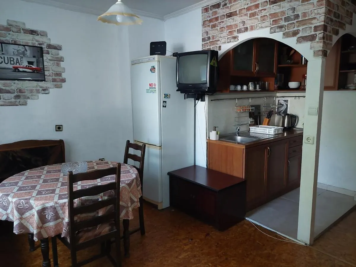 Стаи Под Наем В Центъра На Бургас Bulgaria
